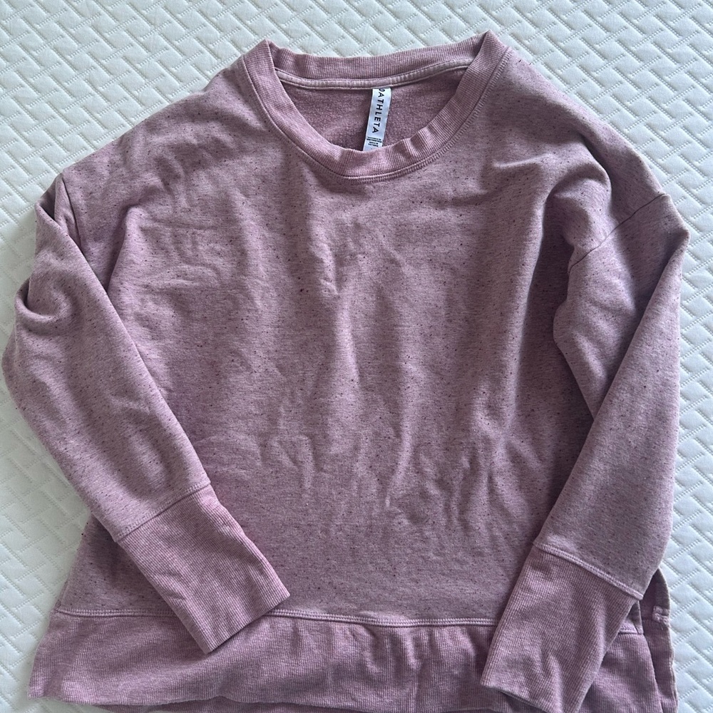 Athleta Balance Long Sleeve Pullover Sweatshirt in Victorian Berry Pink, L